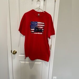 Gildan Red T-Shirt with American Flag Design